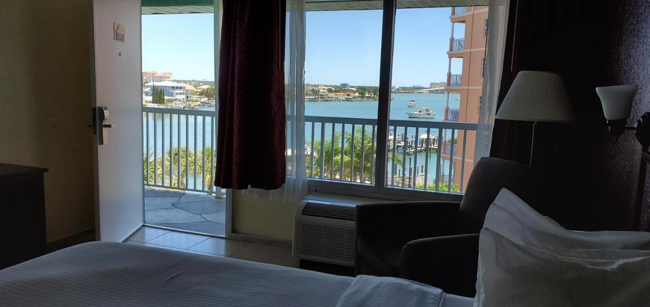 Quarto Queen com Vista Porto